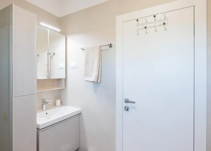 Apartment Blue Premium - Crowonder Luxury Rent *