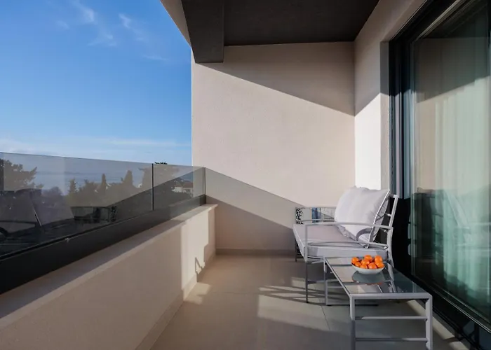 Blue Premium - Crowonder Luxury Rent Zadar