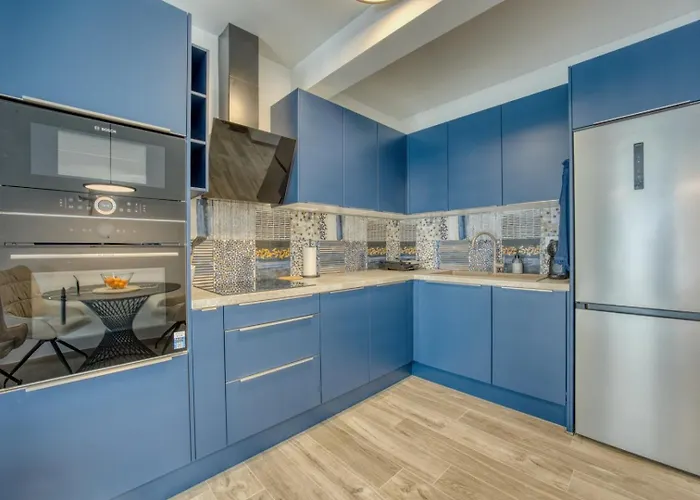 Blue Premium - Crowonder Luxury Rent Apartment *